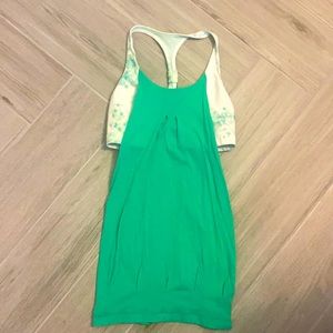 Sexy size 4 lululemon workout top with bra